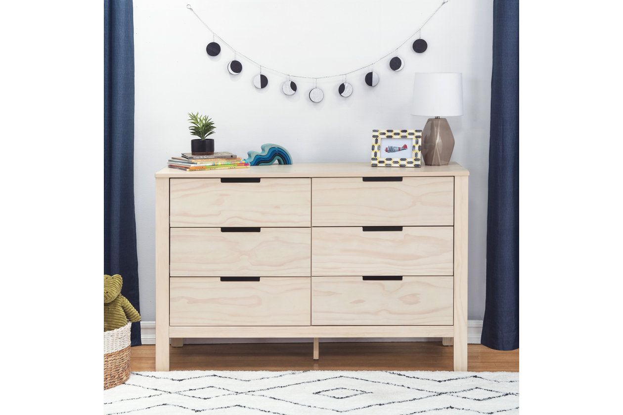 Carter's by Davinci Colby 6Drawer Double Dresser in Gray