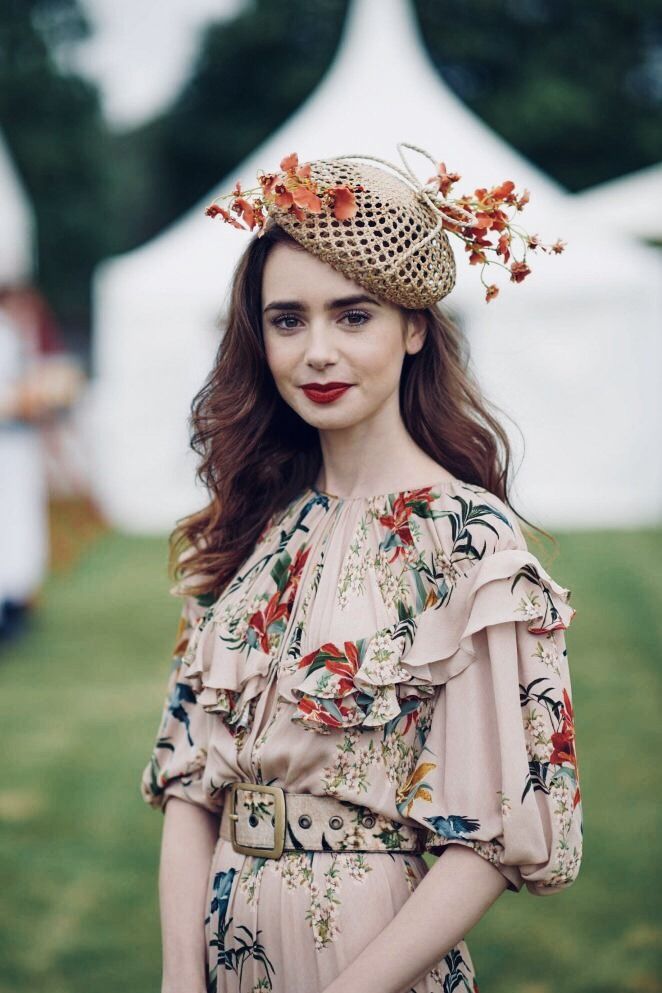 Daily Lily Collins: Photo Daily Lily Collins: Photo