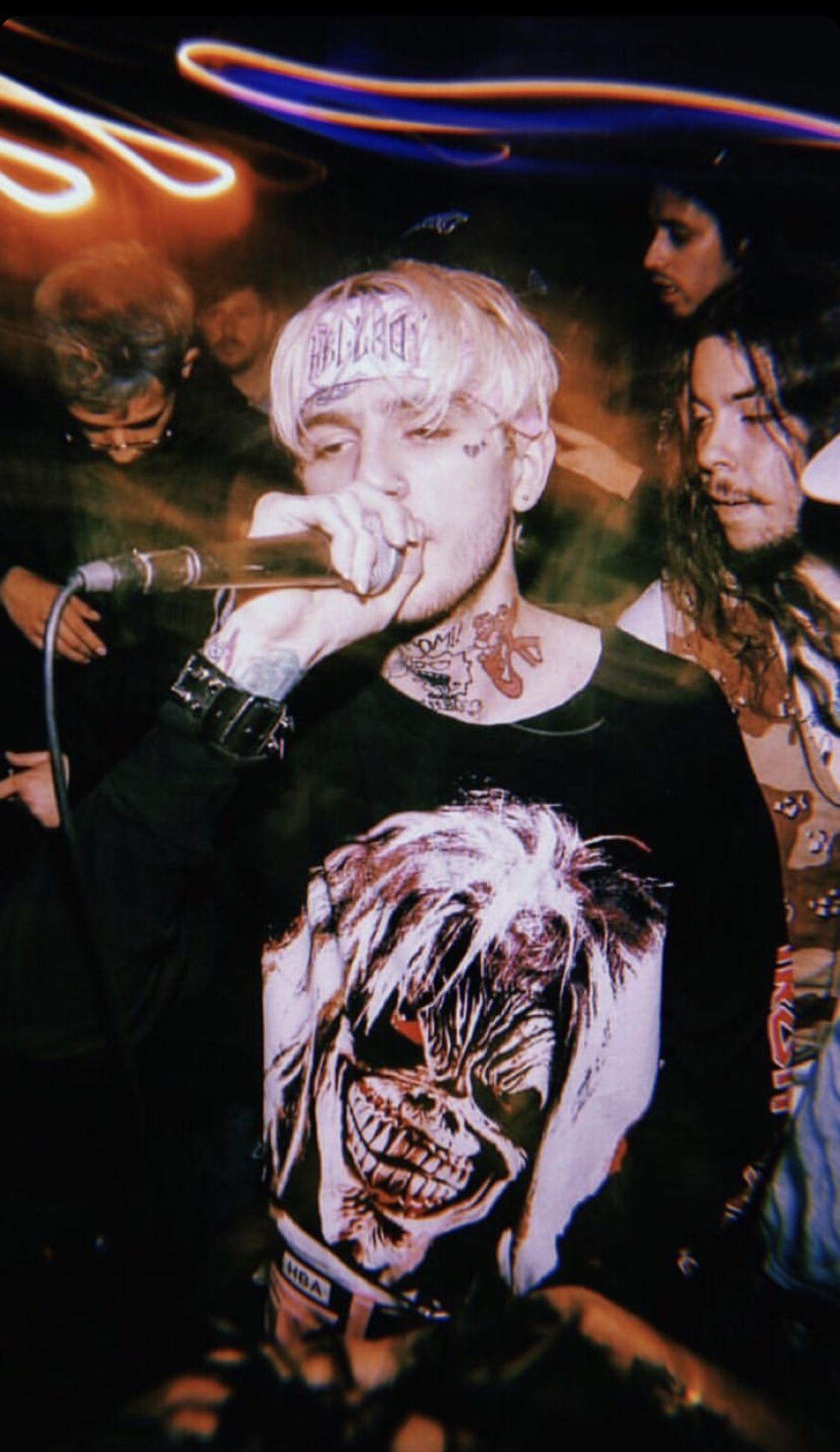 Pin by m a r i a h on lil peeper Lil peep hellboy, Lil