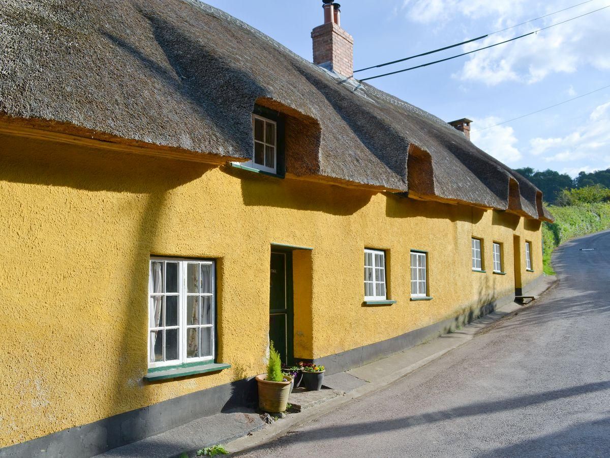 Cottage (ref NT012006) in near Beer, Devon cottages