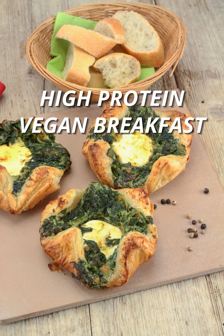 High protein vegetarian breakfast easy to prepare, healthy vegetarian breakfast high in protein, vegan breakfast #vegan #breakfast #proteinmeal Vegetarian Breakfast Easy, High Protein Vegetarian Breakfast, Easy Breakfast, High Protein Low Carb, Protein Foods, High Protein Foods