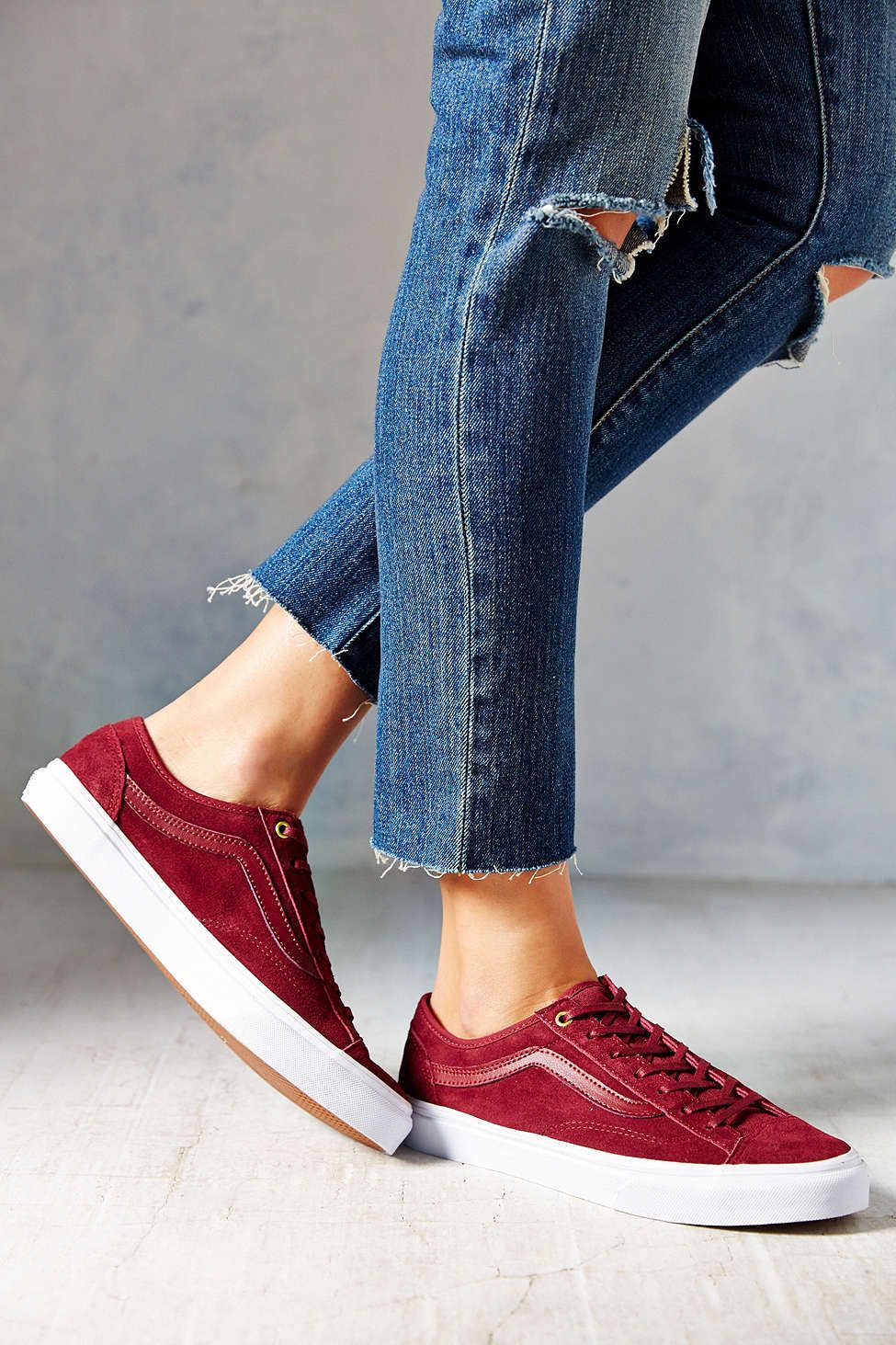 women's low top vans