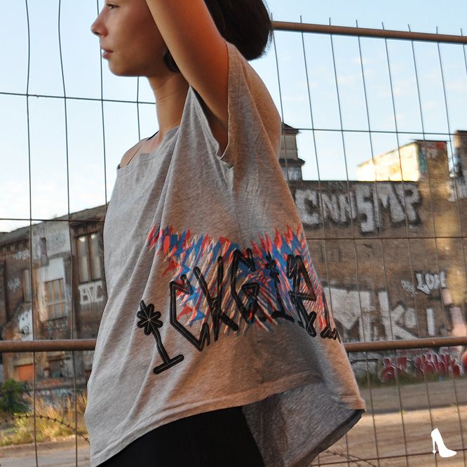 ICKGIRL-Flies-Pichacao-Sideprint-left-c-m-w-b-Grey-Size-S Reusable Tote Bags, Left, Tops, Size, Fashion, Breien, Cotton, Moda, Fashion Styles