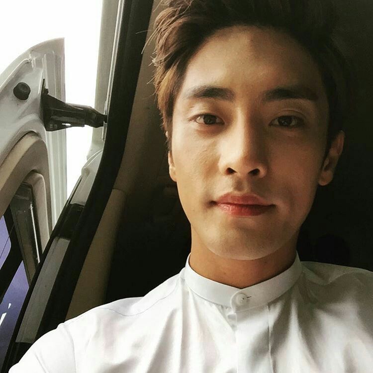 sung hoon panosundaki pin sung hoon panosundaki pin