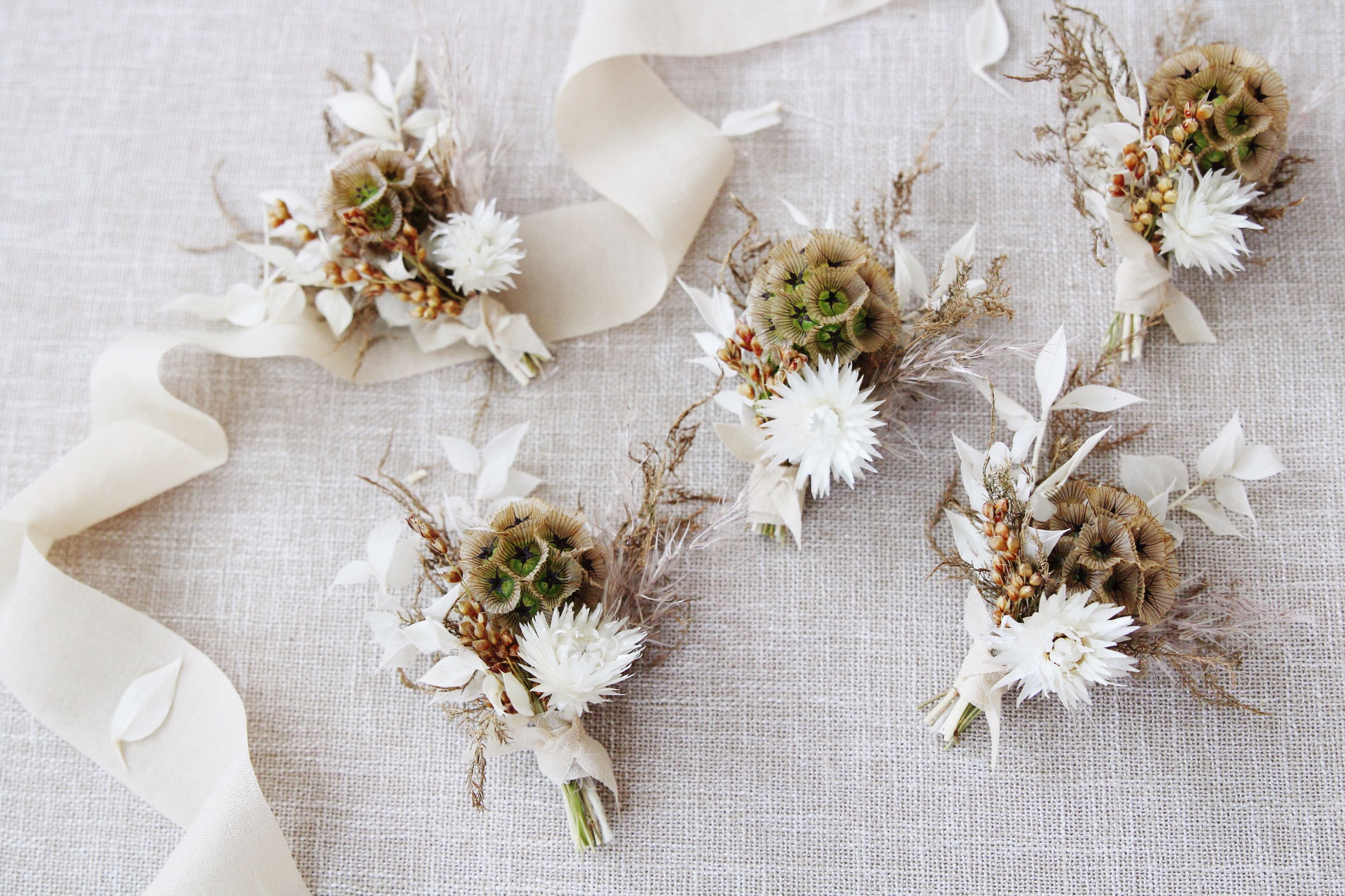 Rustic wedding boutonniere bunny tail dry flowers buttonholes Fall berries autumn blossom groomsmen flower pin groom Usher Officiant Father