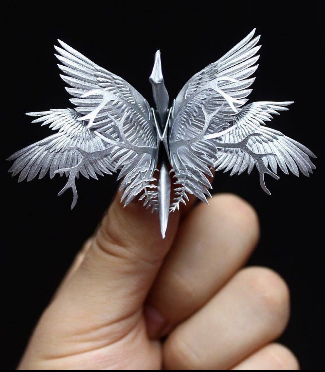 Origami Art . Artist : Cristian Marianciuc | Origami crane, Origami