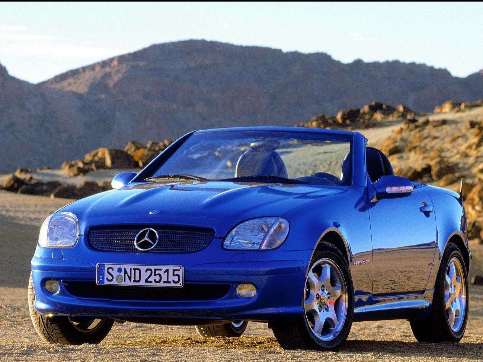 Black Mercedes Benz Slk 320 Roadster Aka Tina With Images