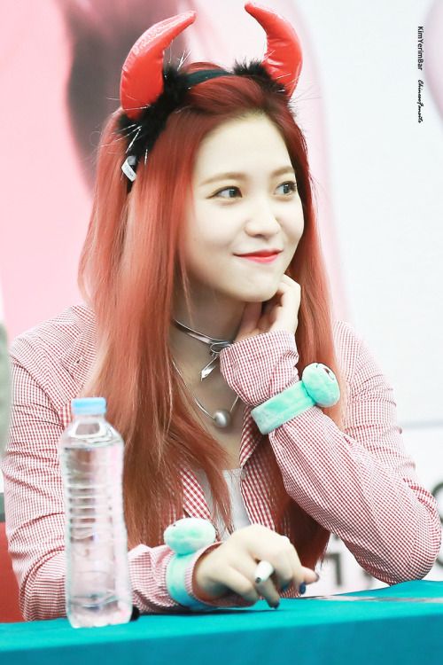 kim yerim bar do not edit 2020 red velvet kim yerim bar do not edit 2020 red velvet