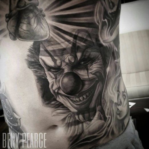 Clown Tattoo by Beny Pearce Evil Clown Tattoos, Scary Tattoos, Tattoos For Guys, Realism Tattoo, Art Tattoo, Model Tattoos, Joker Tattoo, Tattoo Zeichnungen, Artists And Models