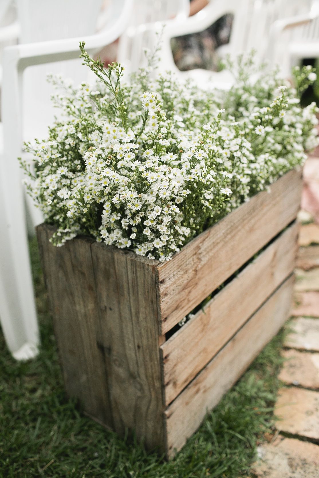 Rustic Garden Theme Wedding Easter Daisies Flowers Est Flowers Rustic Garden Theme Wedding Easter Daisies