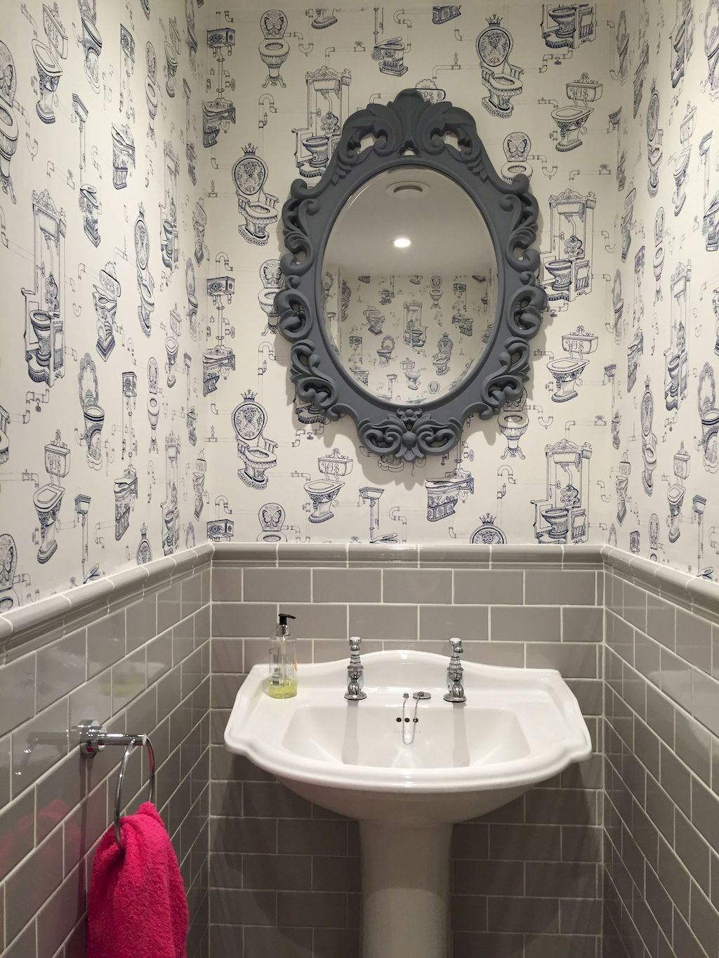 The World S Most Imaginative Wallpaper Bathroomwallpaper Room Wallpaper House Design House Interior