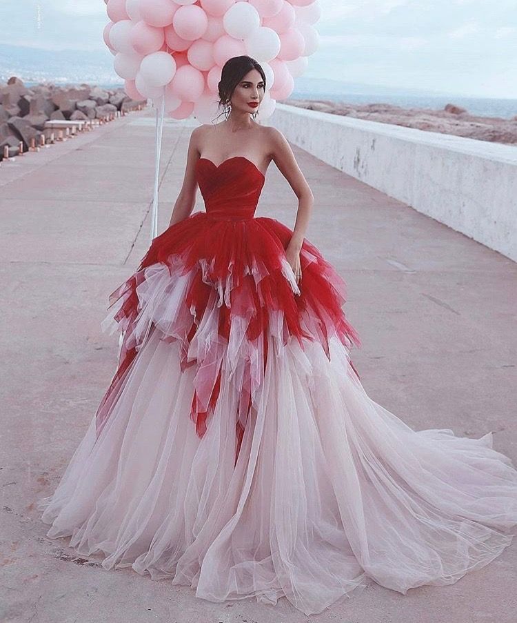 Vestido De Noiva Vermelho E Branco Pin by Ashley Wright on wedding dresses