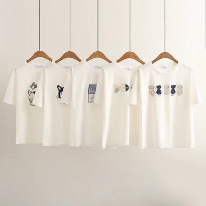 Áo kiểu thủy thủ ngắn tay thêu chữ đơn giản - sakurafashion.vn | Foci