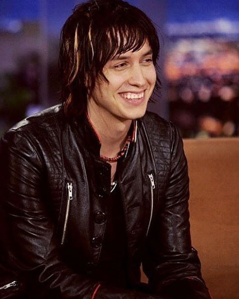 that smile though julian casablancas julian casablancas that smile though julian casablancas julian casablancas