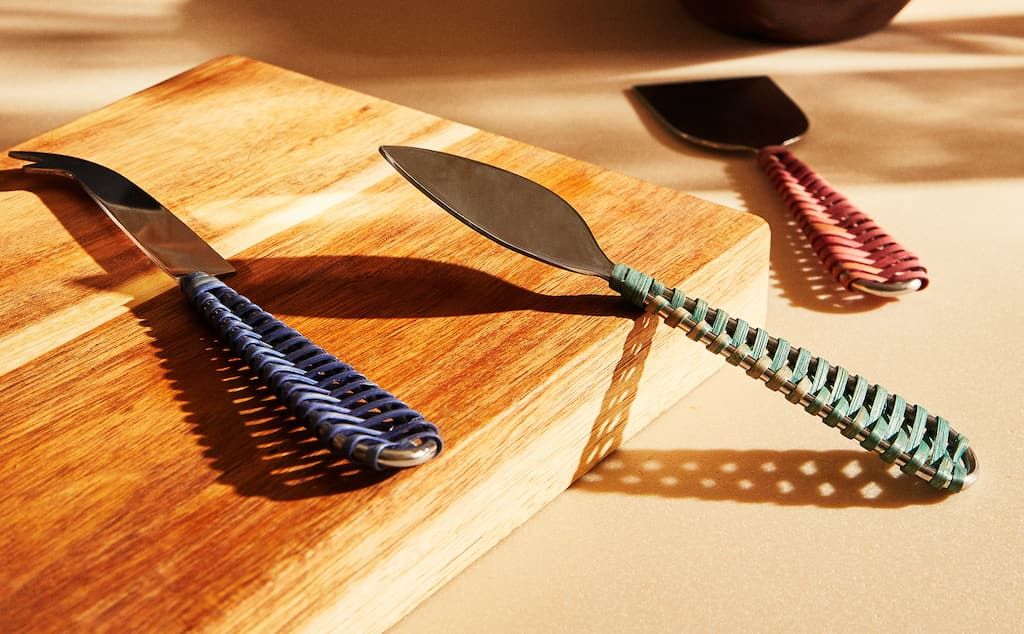 Image Of The Product Cheese Knife With Colourful Handle Couteau A Fromage Couteau Zara Home