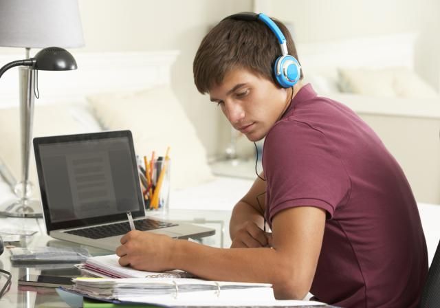 College application essay pay 2012