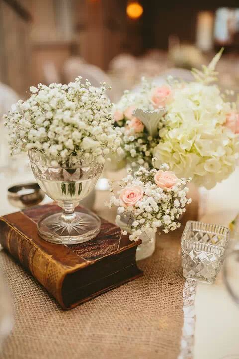20 Inspiring Vintage Wedding Centerpieces Ideas Books 20 Inspiring Vintage Wedding Centerpieces Ideas