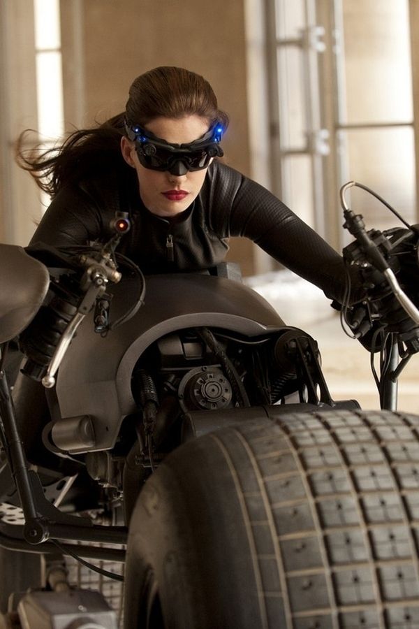 Anne Hathaway was an awesome catwoman! So fun to watch her in a