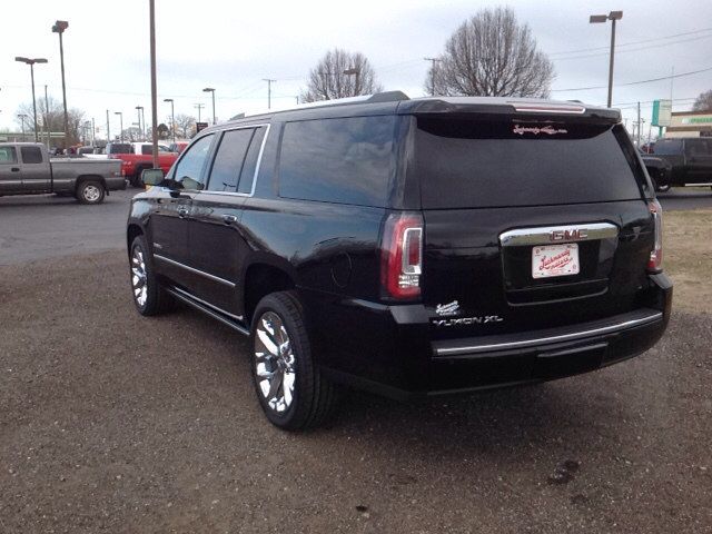 New 2017 Gmc Yukon Xl Denali Suv Elkhart It Delivers Style And