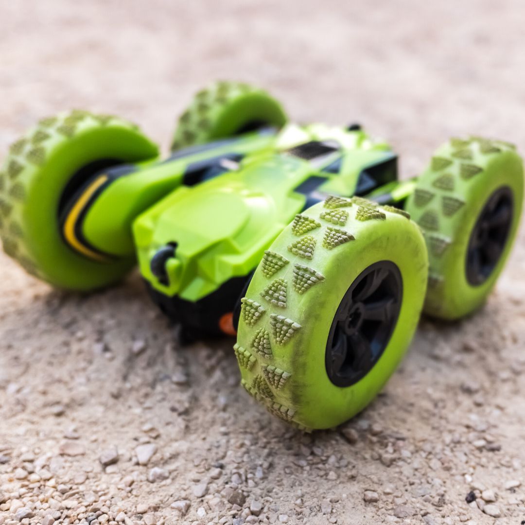 Tour of a cool RC car track https://rccartips.blogspot.com/2019/01