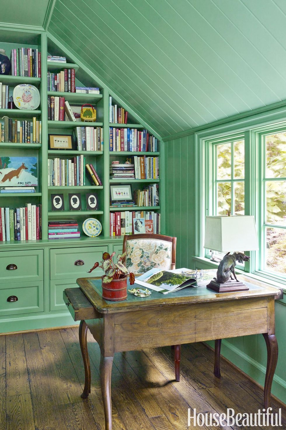 The One Color That Ll Cheer Up Your Home This Spring Green Green Home