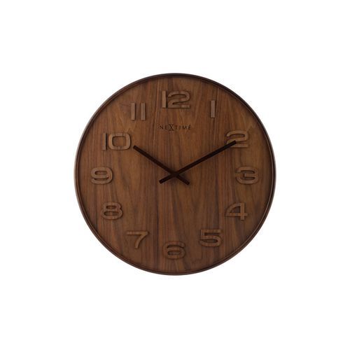 De NeXtime Wood Wood Big wandklok is zorgvuldig ontworpen van duurzaam geoogst hout. Dit klokdesign straalt een zekere elegantie uit en heeft een 3D uuraanduiding met cijfers. Het gehele klokdesign, inclusief de wijzers, is van hout gemaakt. Elke klok is uniek doordat elke klok uit een ander stuk hout is vervaardigd. Niemand heeft dus dezelfde klok als u in huis hangen. Afmetingen 52,8cm Wood Wall Clock, Wooden Clock, How To Make Wall Clock, Clock Face, Made Of Wood, Three Dimensional, Different Colors, Medium, Interior