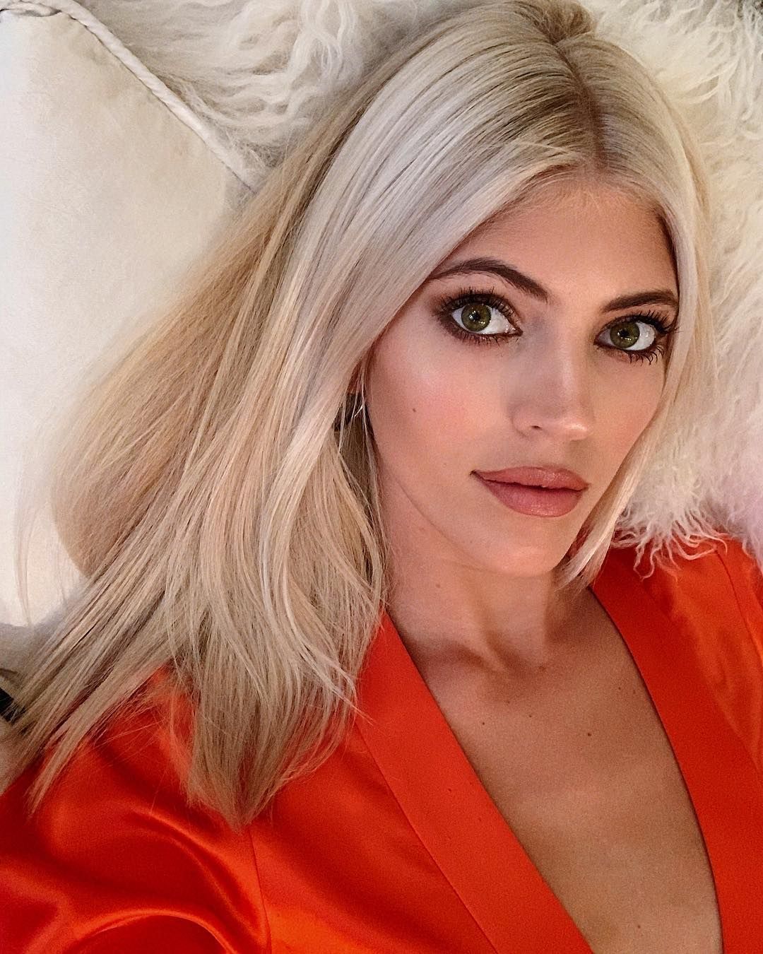 devon windsor on instagram orange is new black devon windsor on instagram orange is new black