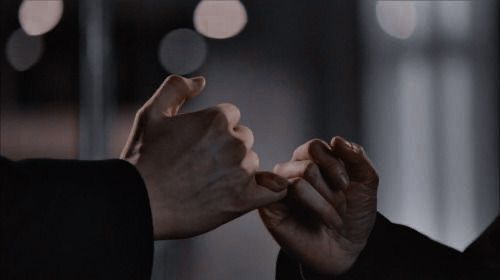 (+18 cinsellik ve şiddet!!) ~•Can l kiss you, before l kill you..?… #romantik # Romantik # amreading # books # wattpad Couple Aesthetic, Character Aesthetic, Book Aesthetic, Aesthetic Pictures, Daddy Aesthetic, Between Two Worlds, It Ends With Us, Cyberpunk 2077, Incubus