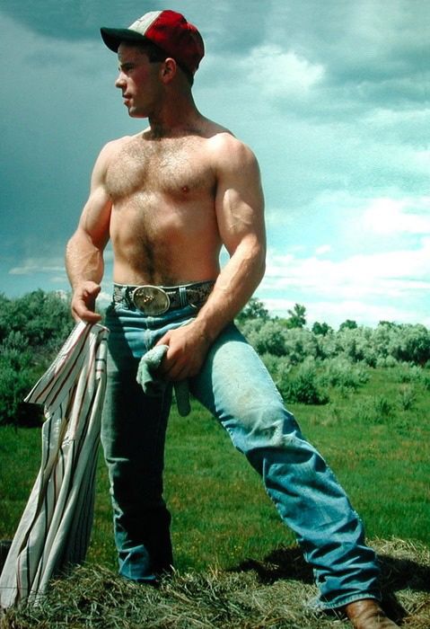 Scenes sports gay Free gay bisexual porn