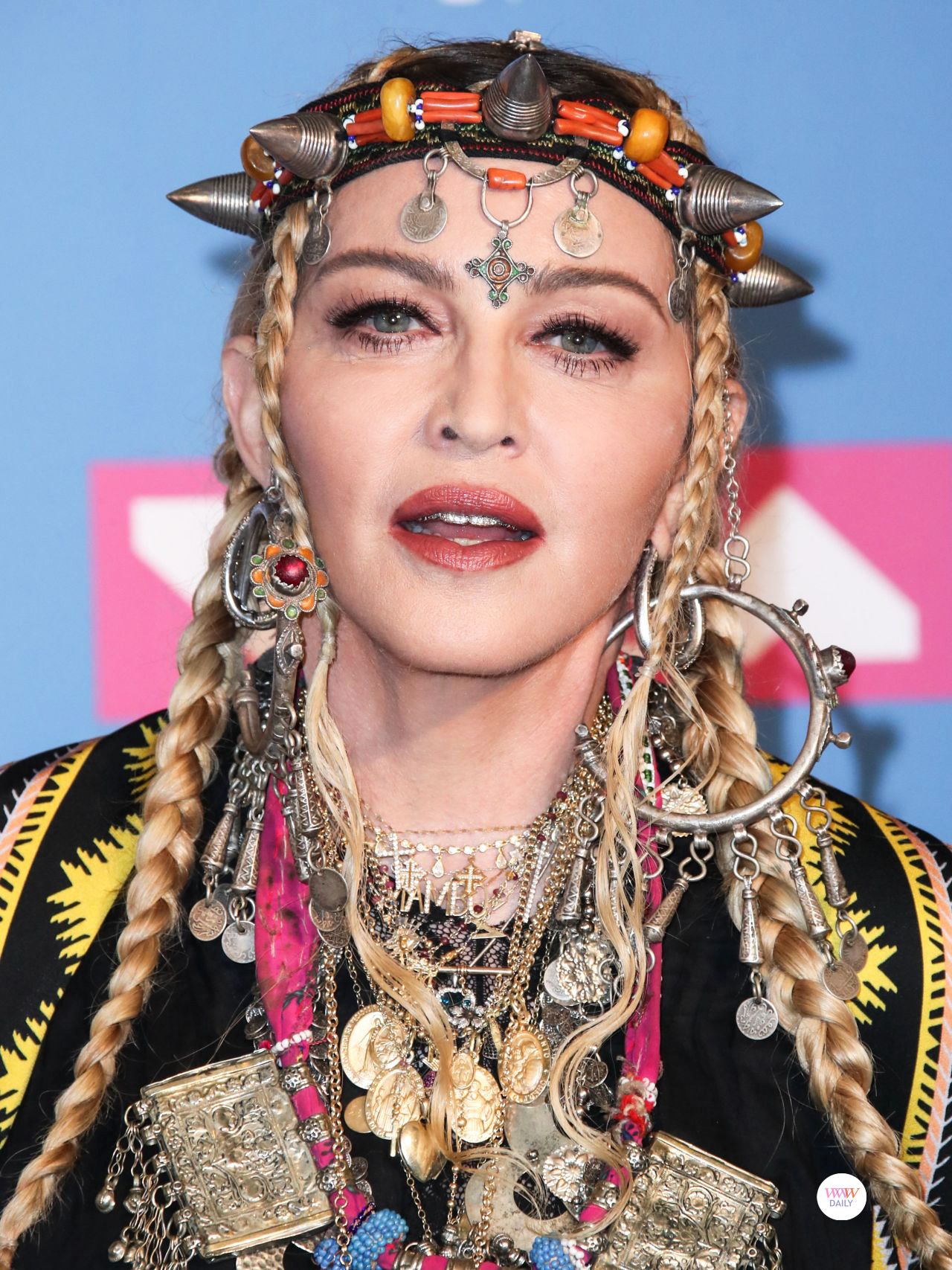 Best Of Best Jewelry At The 2018 Mtv Vmas Part Two Who Wore What Jewels Madonna Mtv Videos Video Music Awards