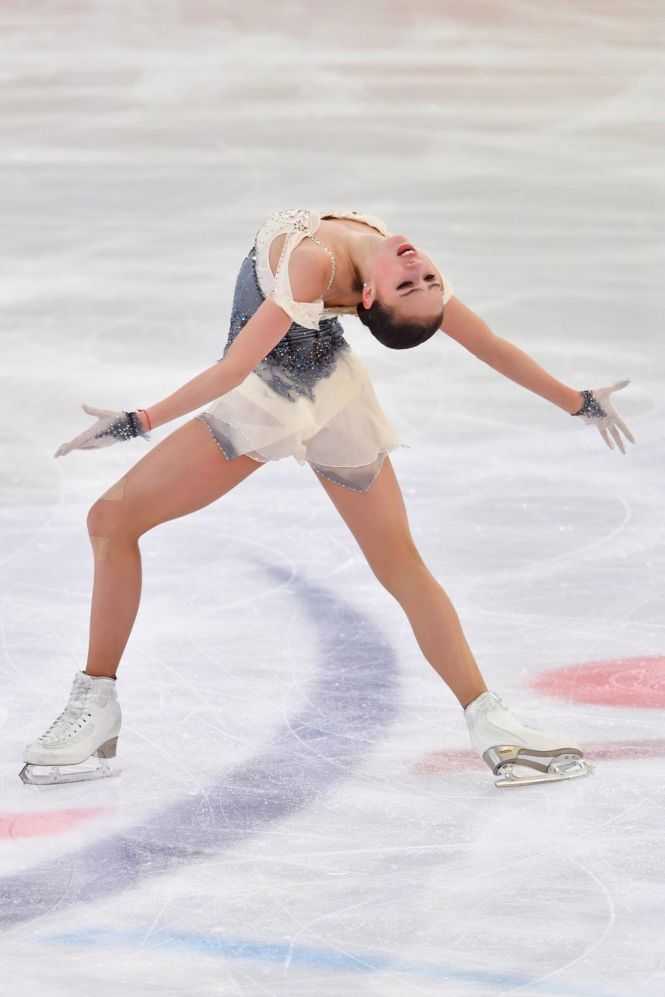 Alina Zagit Lend おしゃれまとめの人気アイデア Pinterest Aliko Eliozishvili 女子フィギュア フィギュアスケートのドレス スポーツ女子