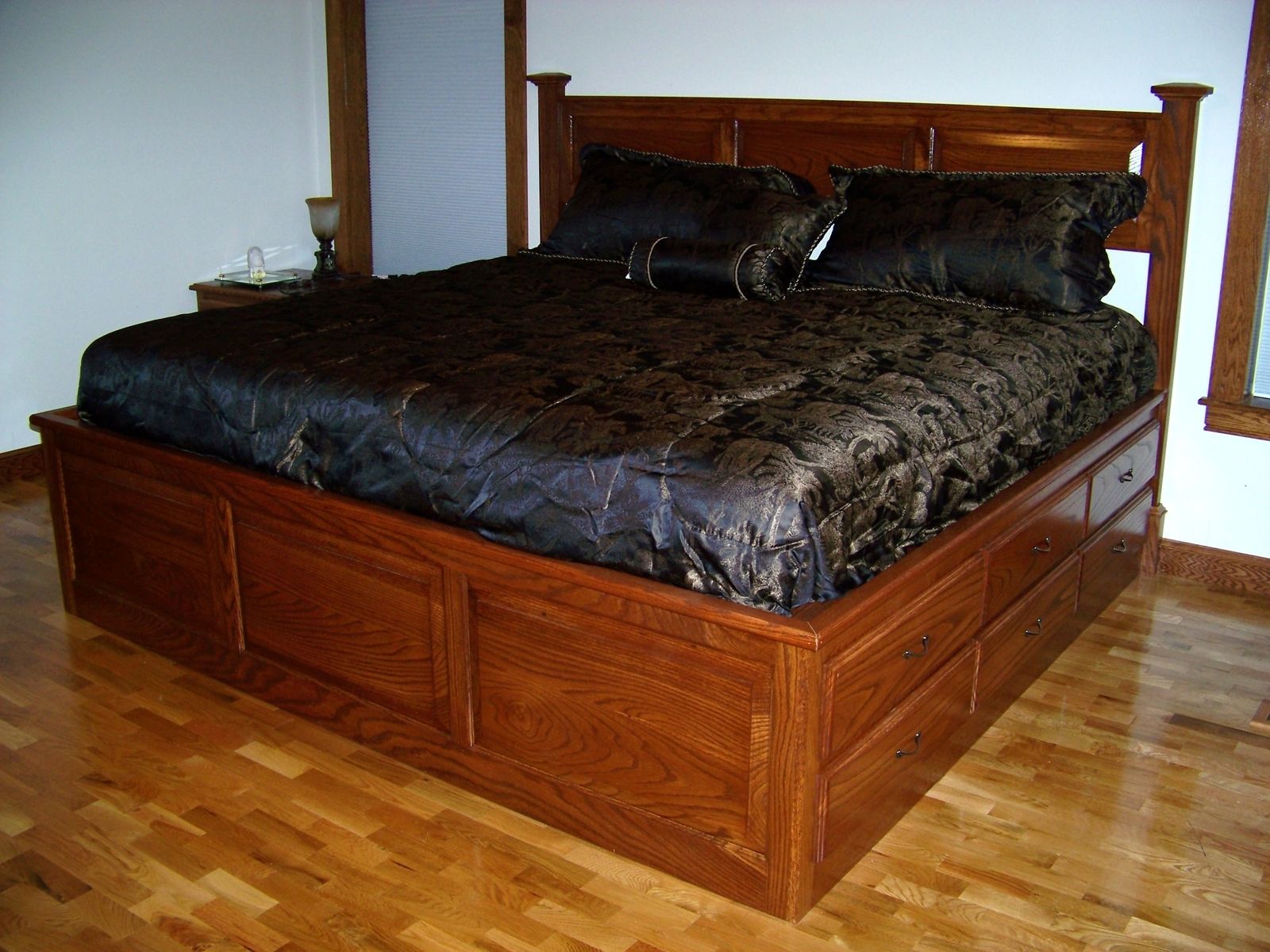 Custommade Beds Are Handcrafted By American Artisans With Quality Made Custommade Beds Are Handcrafted By American Artisans With Quality Made