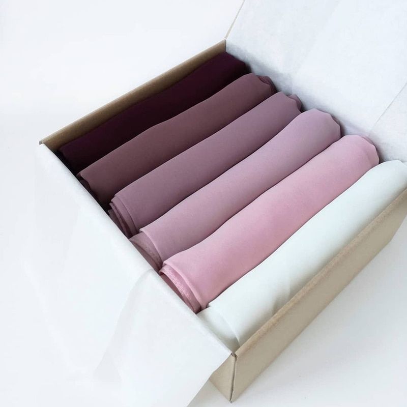 Cheap Women's Scarves, Buy Quality Apparel Accessories Directly from China Suppliers:Popular 2020 New Style Muslim Hijabs Scarves/scarf Women Plain Bubble Chiffon Scarf Hijab Wrap Solid Shawls Headband Underscarf Enjoy ✓Free Shipping Worldwide! ✓Limited Time Sale ✓Easy Return. Hijab Musulman, Hijab Scarf, Scarf Photography, Fabric Photography, Hijab Colors, Color Combinations For Clothes, Hijab Collection, Hijab Tutorial, Abaya