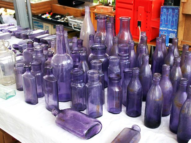 Mark your calendar @Ellen Ananian! August 1-4, 2013 Endless Yard Sale. We will dominate!! Antique Glass Bottles, Vintage Bottles, Bottles And Jars, Glass Jars, Perfume Bottles, Vintage Perfume, Vintage Vases, Sea Glass, Purple Love