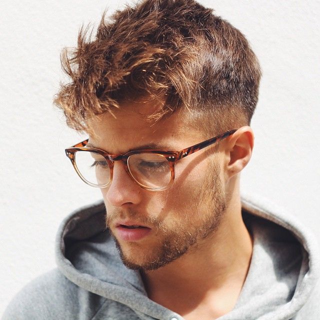 Manner Frisuren Haarschnitt männer, Männer brillen, Brille stil Manner Frisuren Haarschnitt männer, Männer brillen, Brille stil