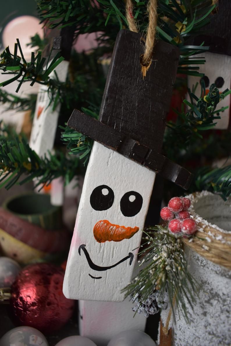 Primitive Snowman Wood Ornament Country Ornaments Etsy In 2021 Country Christmas Ornaments Christmas Wood Crafts Photo Christmas Ornaments