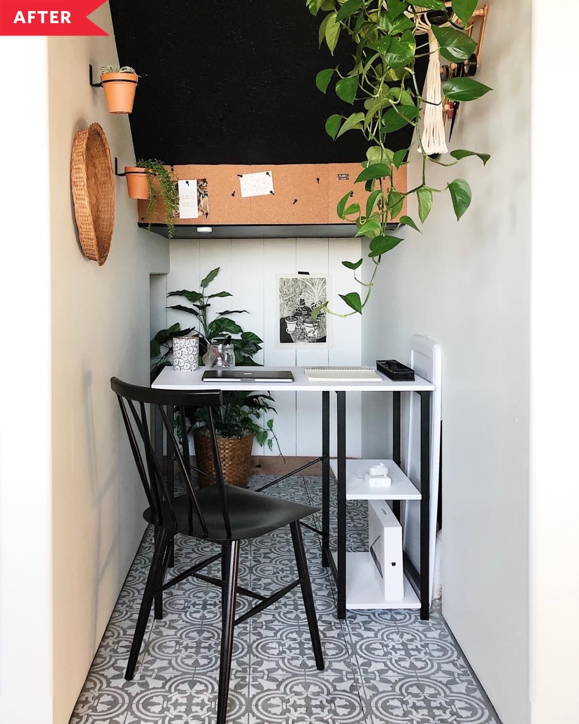 10 Best Home Office Redos - Cool Home Office Makeover Ideas | Apartment Therapy Work Office Decor, Small Space Office, Office Nook, Home Office Setup, Home Office Design, Office Ideas, Small Workspace, Office Chair, Office Under Stairs