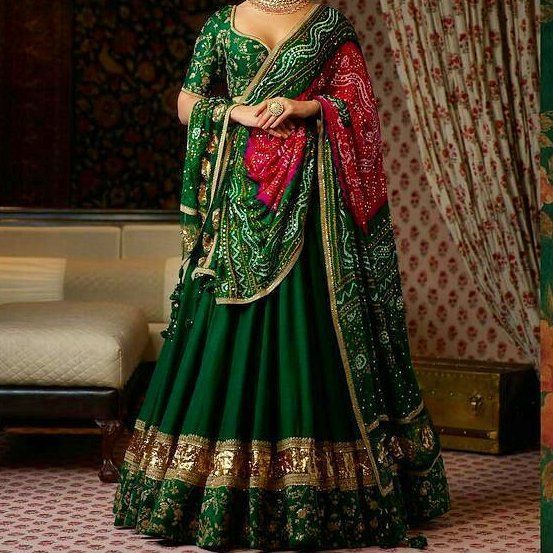 Use Bandhej As A Second Dupatta For Your Bridal Lehnga’s – Fashion in India – Threads Party Wear Indian Dresses, Indian Gowns Dresses, Dress Indian Style, Indian Fashion Dresses, India Fashion, Fashion Fashion, Latest Fashion, Retro Fashion, Winter Fashion
