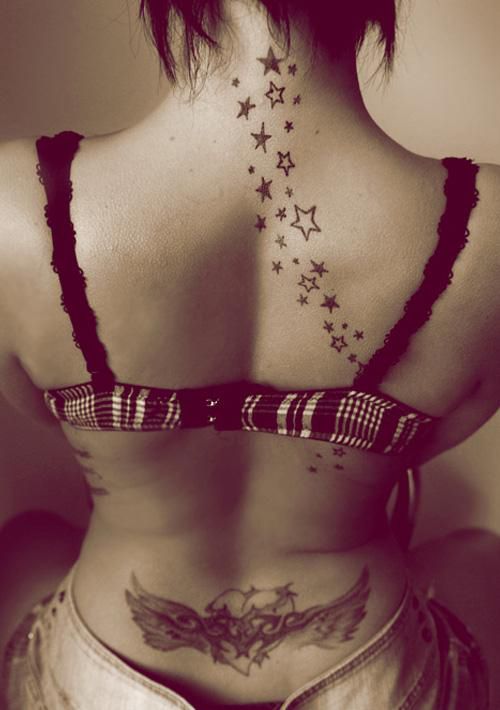 tatouage femme dos : découvrez de très jolis tattoo dans le dos