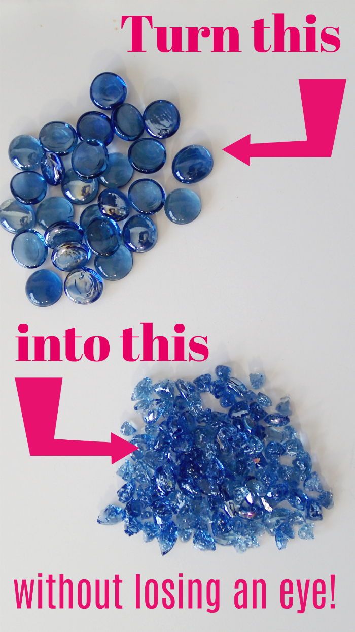 How to turn cheap dollar store glass nugget vase filler into sparkly crushed glass for use in crafts and resin geode art pieces. Dollar Store Crafts, Diy Crafts To Sell, Diy Crafts For Kids, Dollar Stores, Fun Crafts, Crafts Cheap, Stick Crafts, Diy Resin Art, Epoxy Resin Crafts