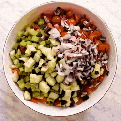 Creamy Rainbow Pasta Salad Creamy Rainbow Pasta Salad