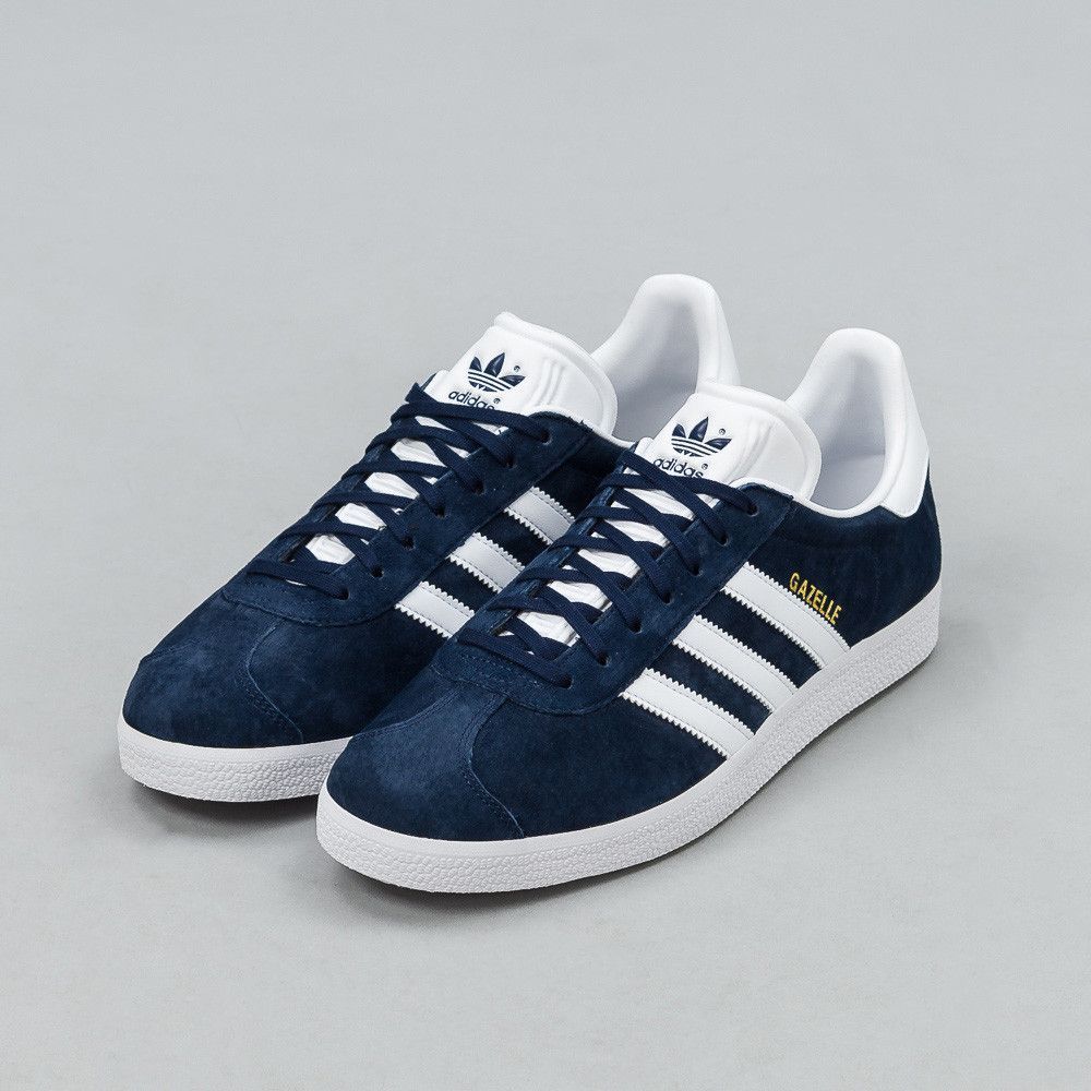 Кроссовки адидас с белыми полосками. Adidas Gazelle Navy Blue. Adidas Gazelle 2023. Adidas Gazelle Navy. Кроссовки adidas Gazelle синие.