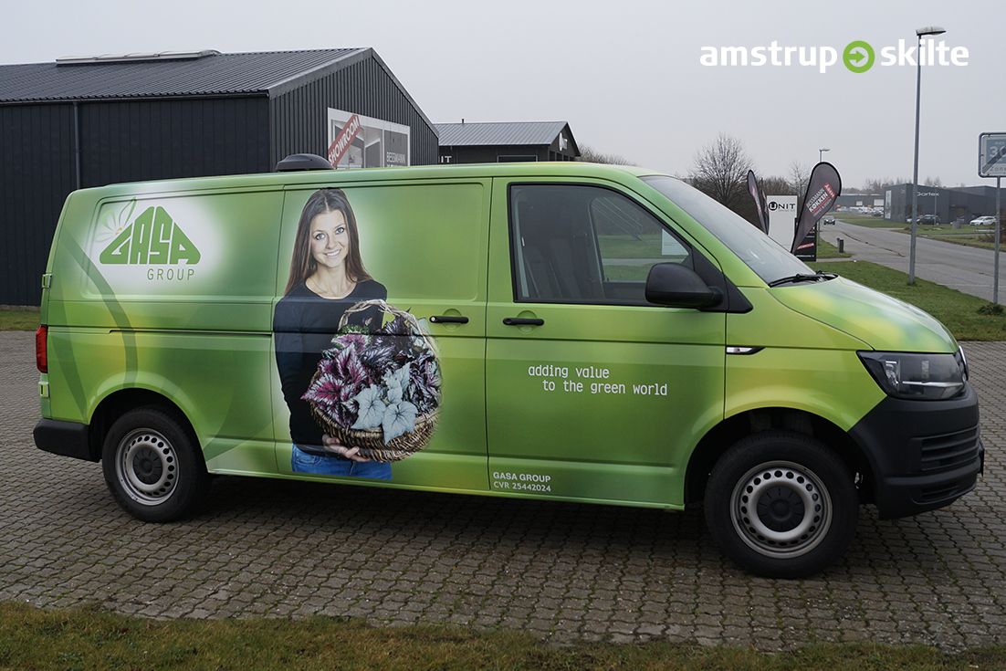 Amstrup Skilte - Autodekoration - Carwrap - Skiltefirma - Vi har lavet flere indpakninger i print for Gasa. Lækkert print og et stærkt brand gør Gasa synlig i trafikken. Vehicles, Chiffon, Car, Vehicle, Tools