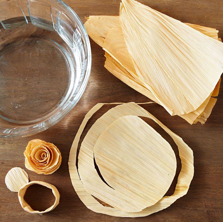 Working with corn husks | Corn husk crafts, Corn husk, Corn husk dolls How To Dry Corn Husks For Crafts