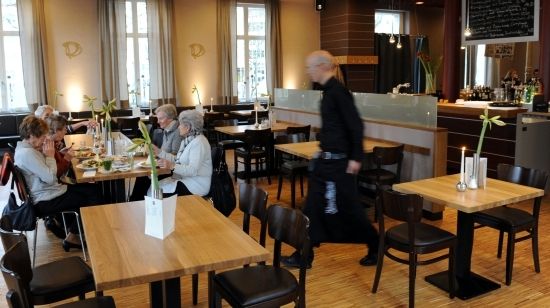 Coolibri essen er sucht sie