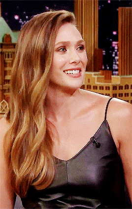 Lizzie Actresses In 2019 Elizabeth Olsen Gif Elizabeth Olsen