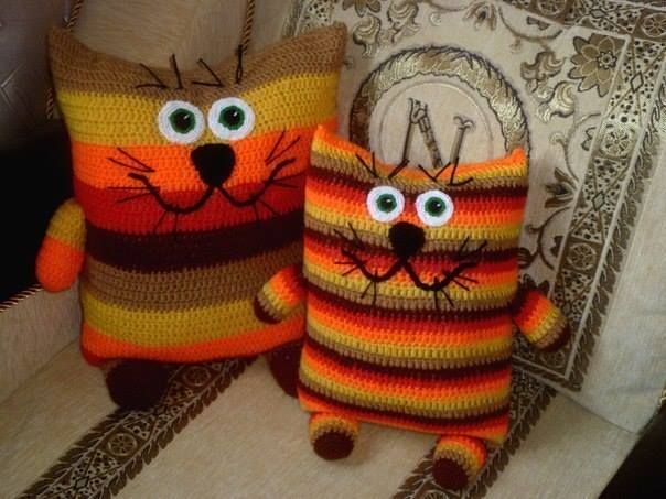 غطاء مخدة كروشية ظريفة Crochet Pillow Patterns Free Crochet Dolls Crochet Cushions