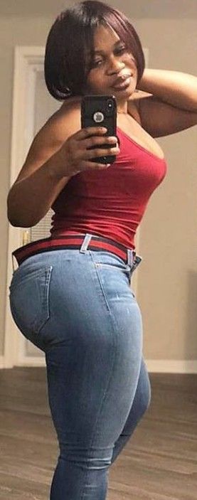 Eebenpuu MILF PIC