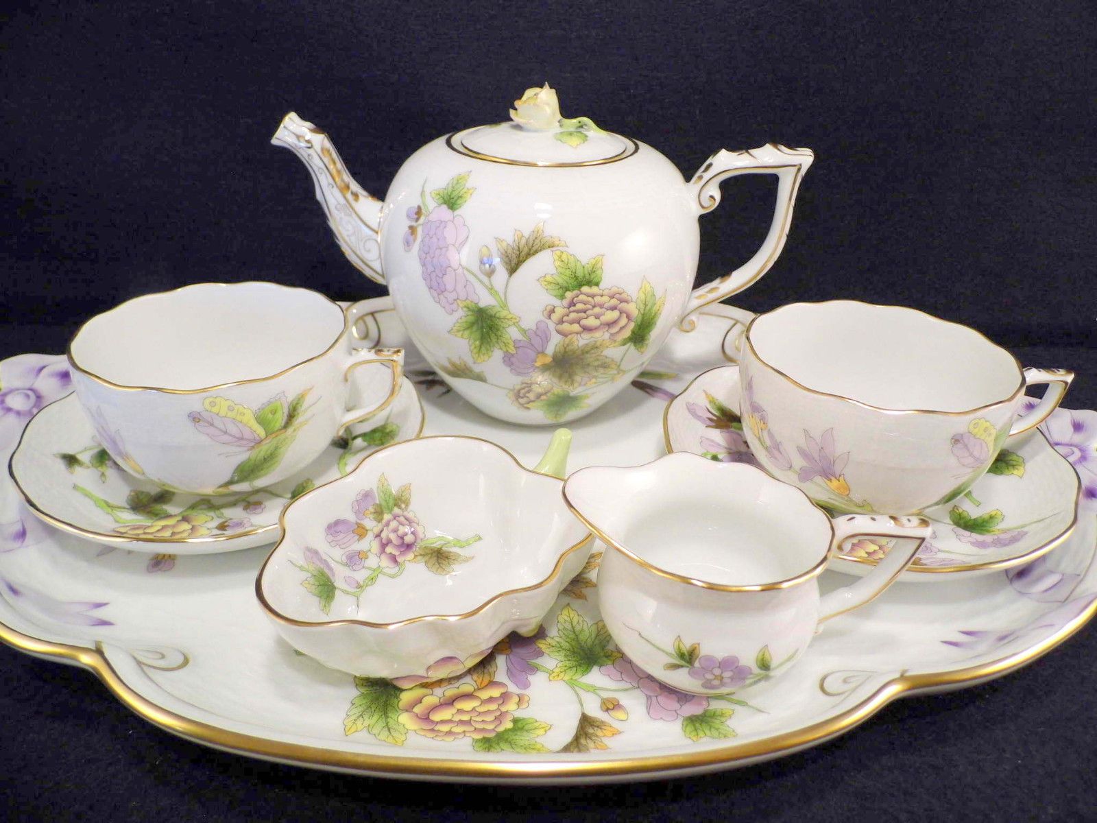 Herend Queen Victoria Royal Garden Tea For Two Teapot With Herend Queen Victoria Royal Garden Tea For Two Teapot With