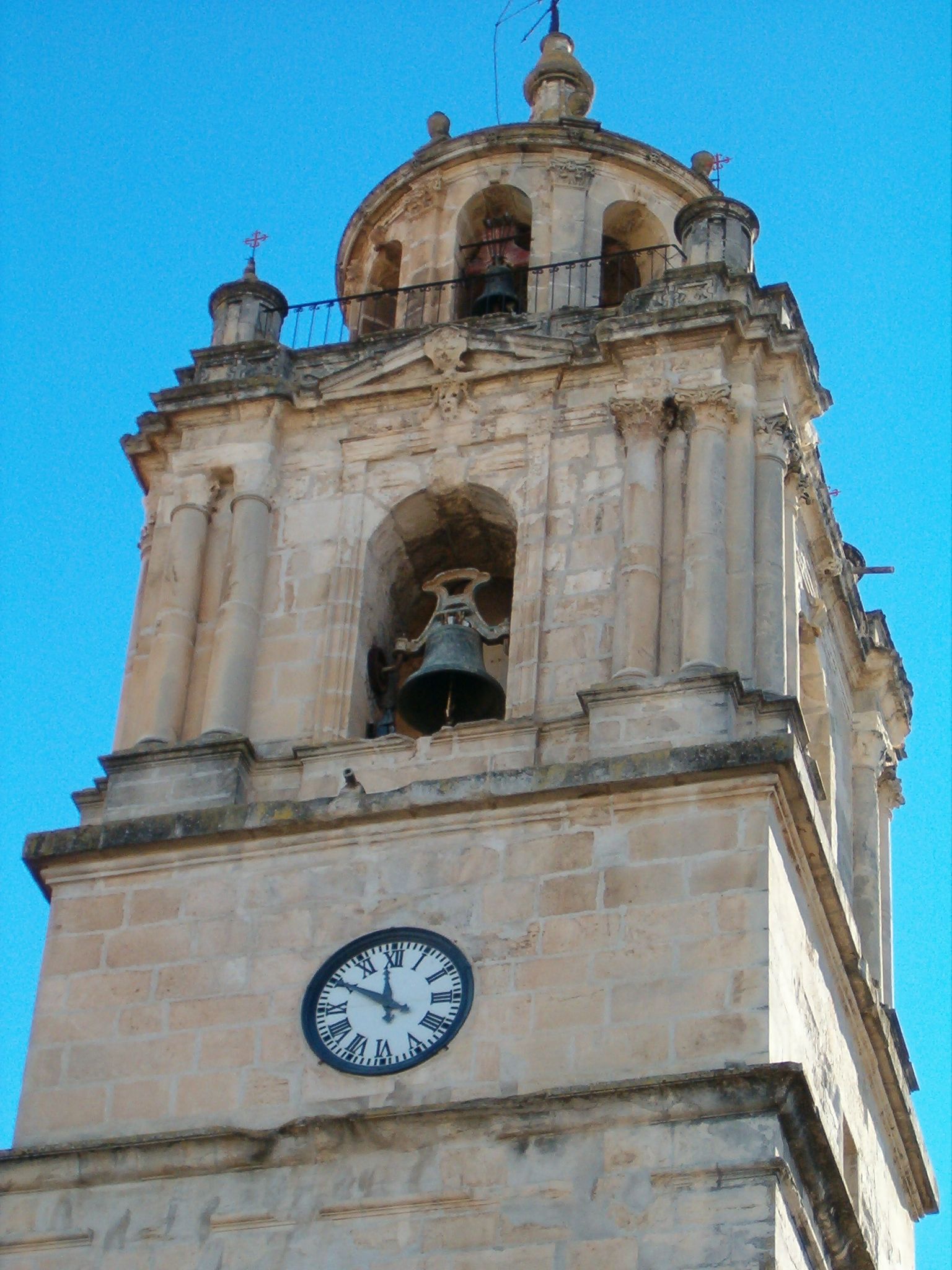 torre campanario de la real parroquia de Santa Marta
